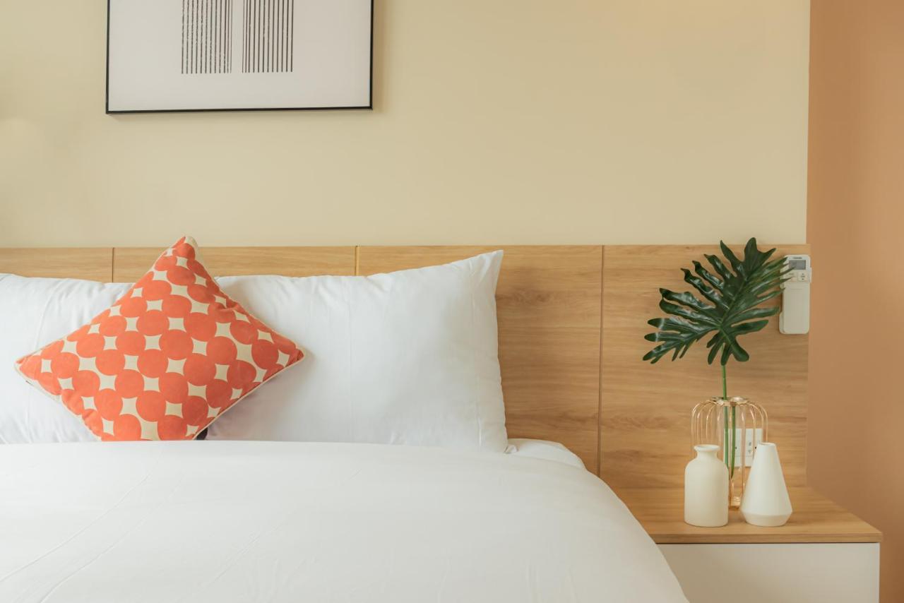 9Trip Stay In Soho Residence - 3 Bedrooms Apartment In District 1, Next To Bui Vien Walking Street - Free Saigon Nightlife Walking Tour Ho Si Minh-város Kültér fotó